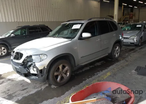 2008 BMW X5 3.0Si z USA, uszkodzony, nr VIN 5UXFE435X8L004818